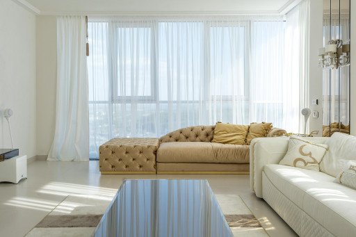 The Ultimate Guide to White Window Shades: Enhancing Your Interior with Elegance and Functionality
